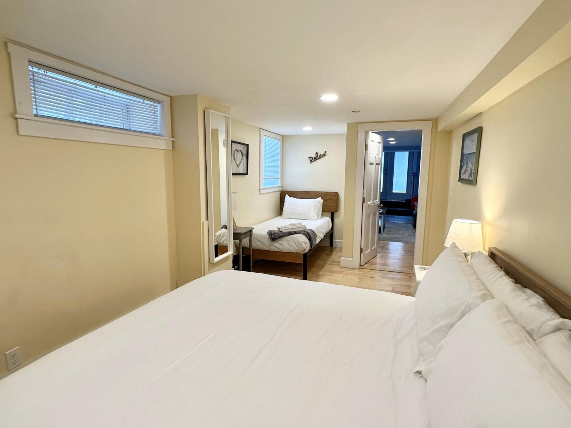 2Br Apt W/ 3 Min Walk To Downtown Swh - Low Tide Southwest Harbor Dış mekan fotoğraf